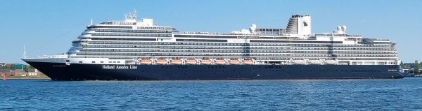 Foto: Schiff Rotterdam vor Kiel