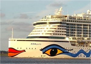 Kreuzfahrten buchen auf Seereisen-online.de, z.B. AIDA