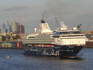 Die erste Mein Schiff 1, ein Umbau